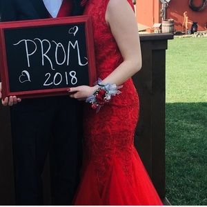 SHERRI HILL PROM DRESS